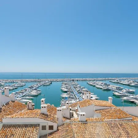 Banus Holidays